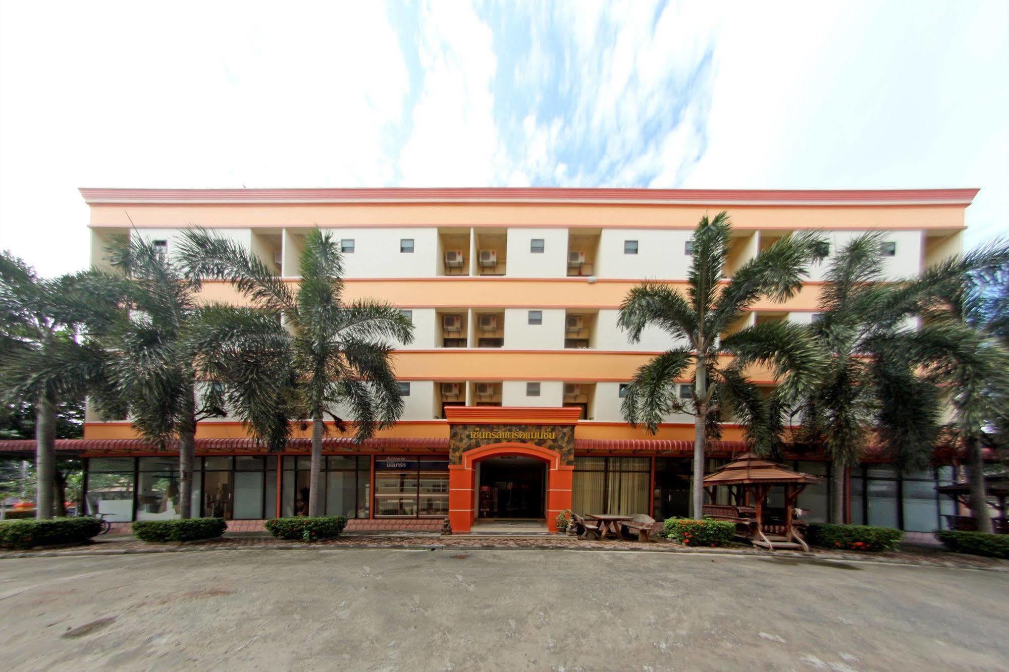 Central Park Hotel Sing Buri Exterior foto